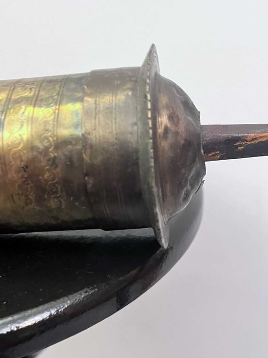 Rasnita metalica veche functionala bibelouri bibelou deosebita ieftina