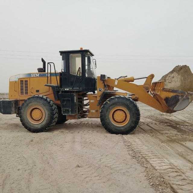 Погрузчик SEM 650B