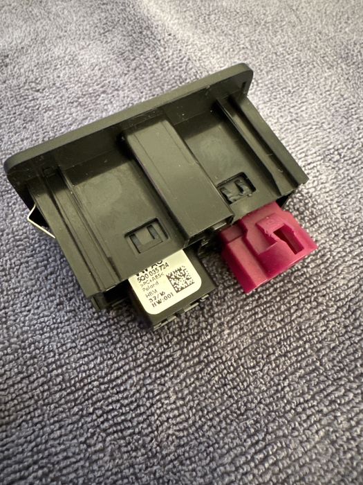 Mufa USB VAG 5G0 035 222 F