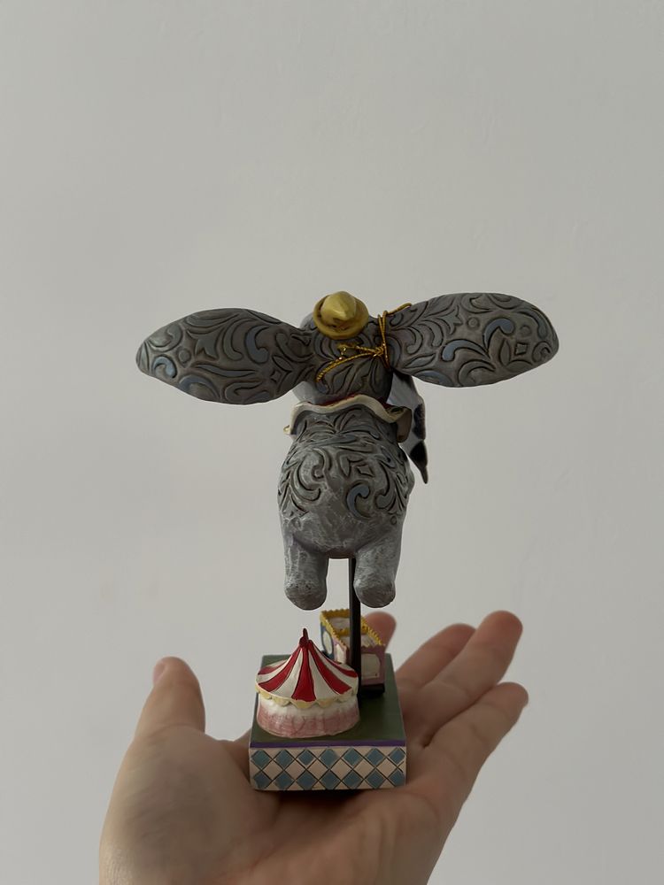 Figurina de colectie Disney Traditions Dumbo Faith in Flight