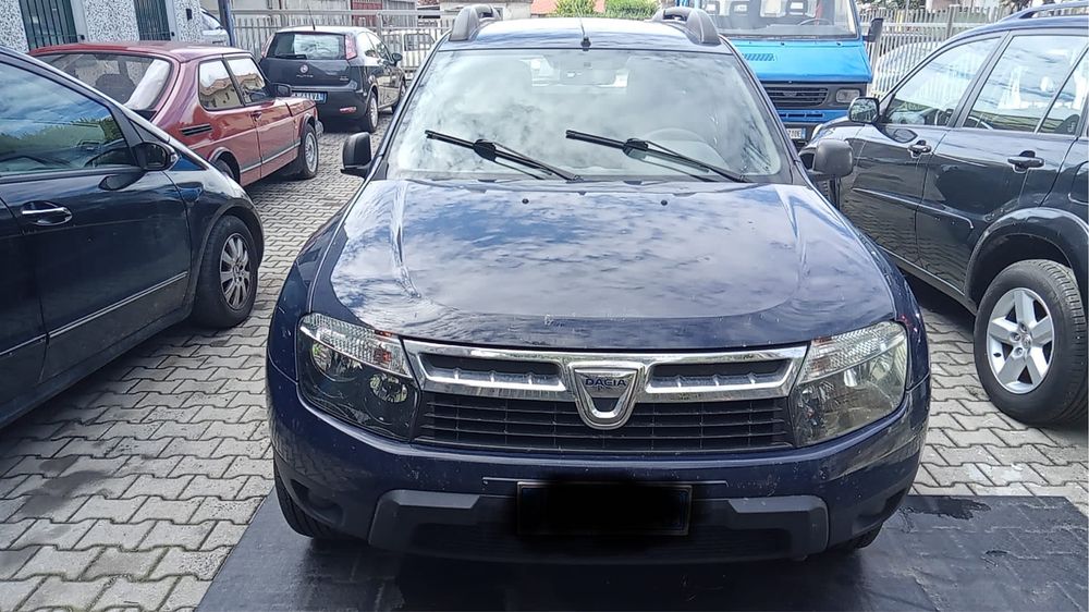 Dezmembrez dacia Duster
