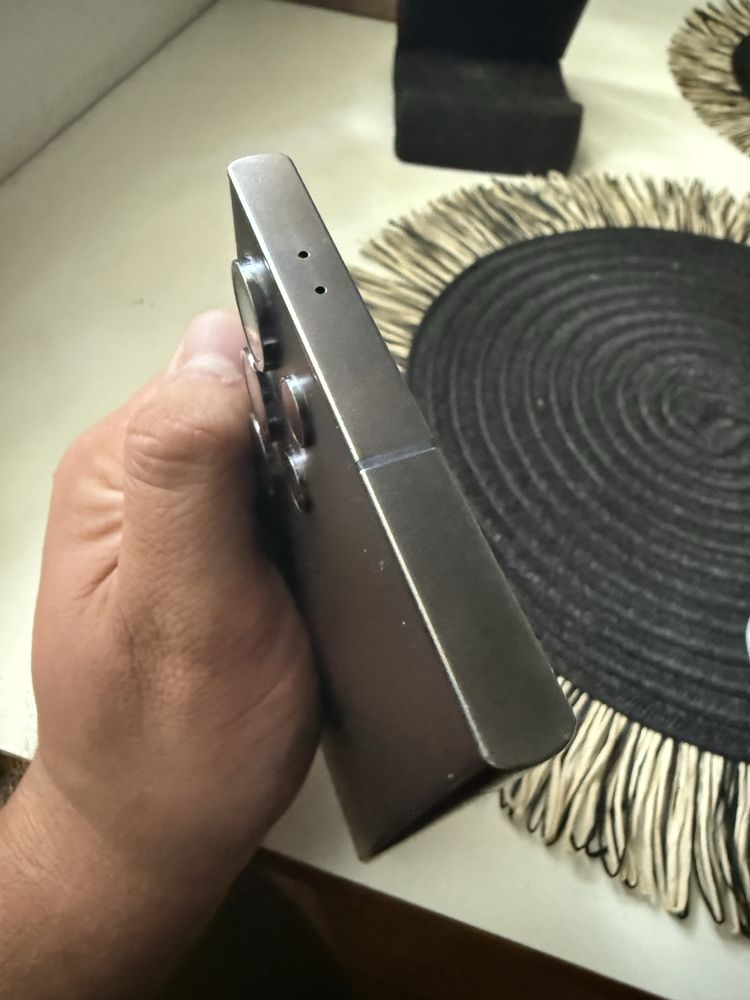 Продавам Samsung Galaxy 24 Ultra 512GB