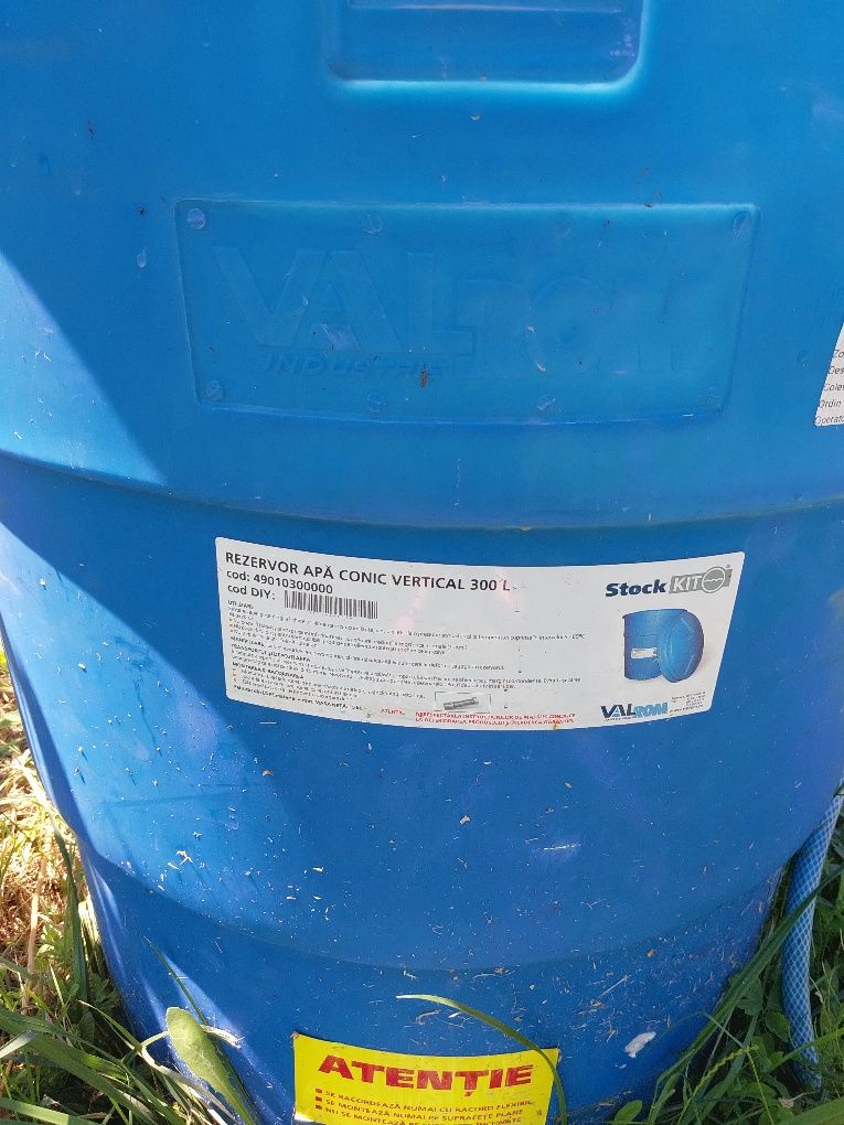 Rezervor apa conic vertical 300 L