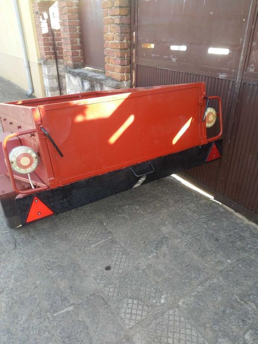 продавам ремарке  без регистрация,