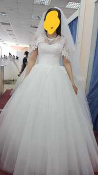 Свадебный платья.
