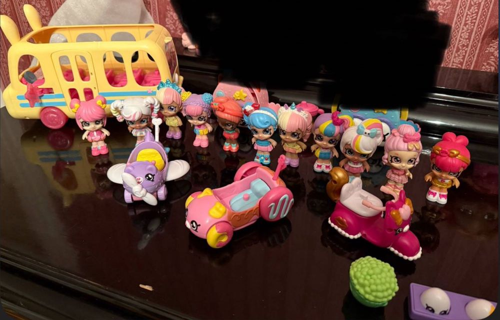 Vand KINDI KIDS MINI papusele si vehicule, autobuz