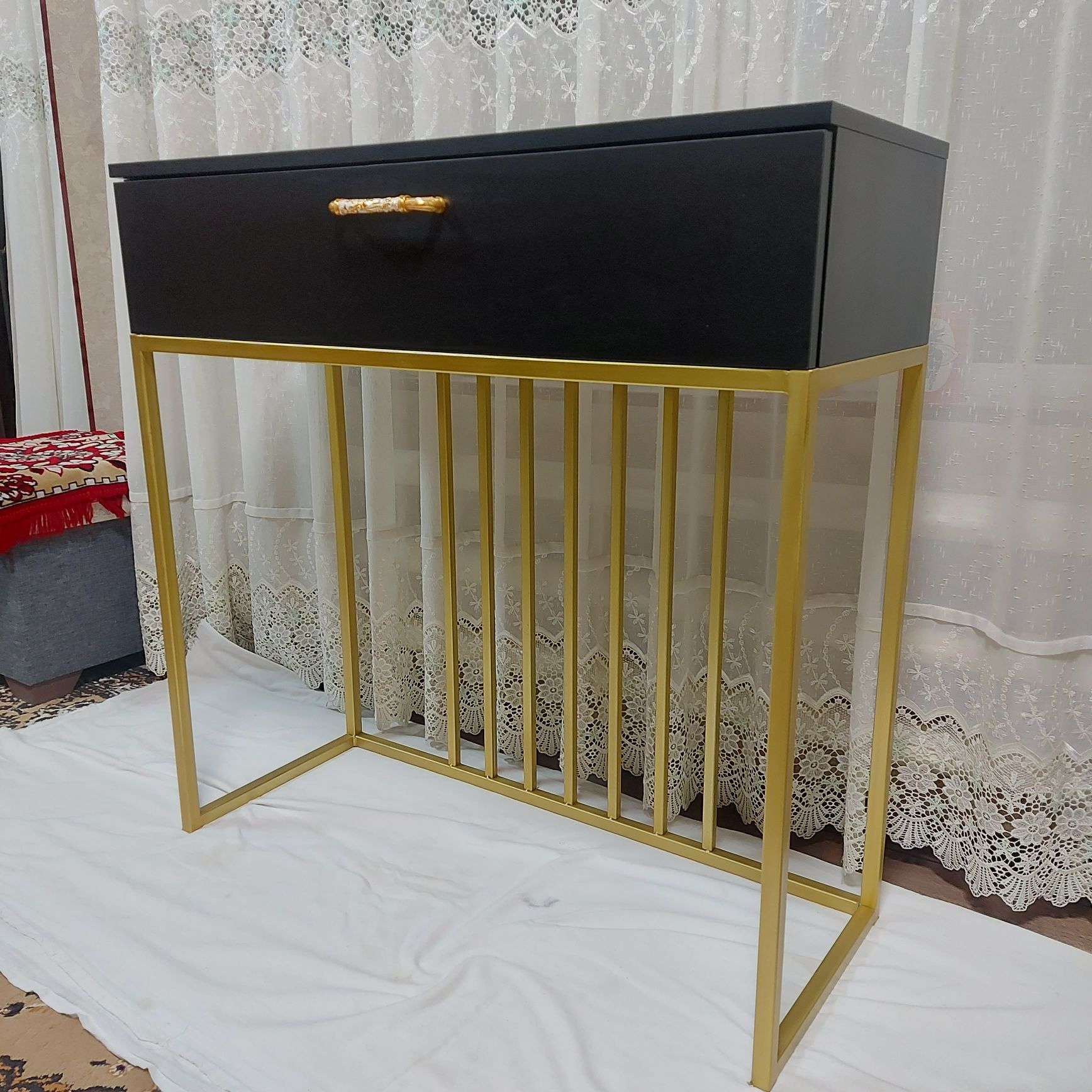 Консоль лофт в прихожую