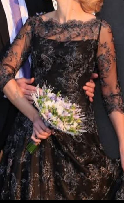 Rochie superbă, spectaculoasă, mărime 36-38.