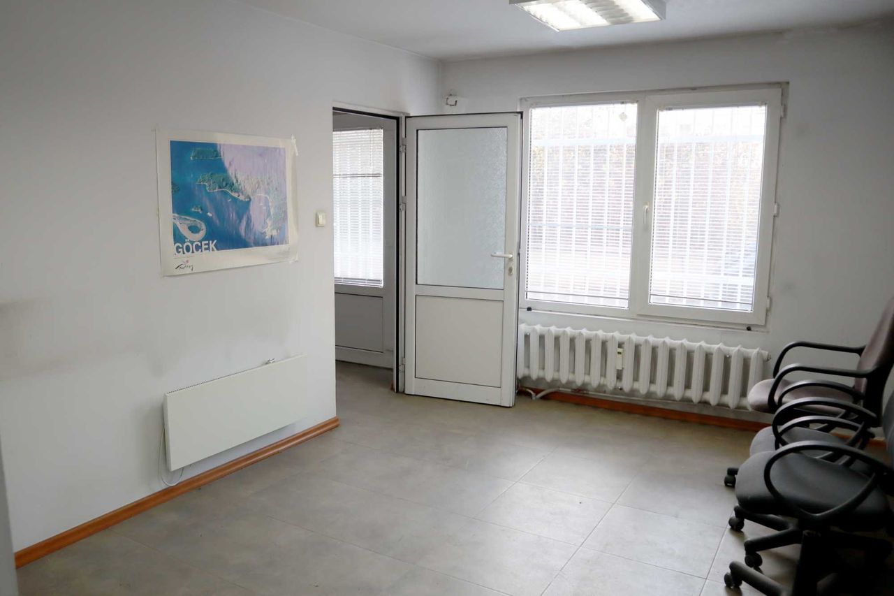 Продава се Ателие в София, Борово - 192 кв.м за 1105 €/кв.м - Снимка #3