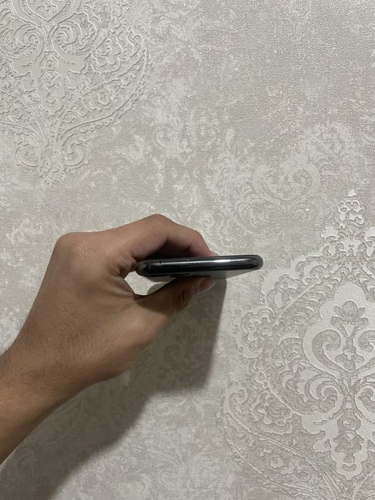 iPhone 11 pro 64GB LL/A