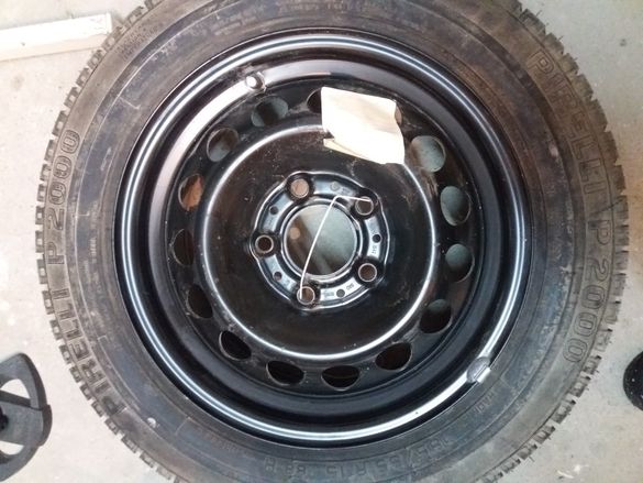 Резервна гума за BMW