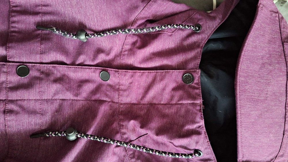 Дамско сноуборд яке Volcom Bolt XL