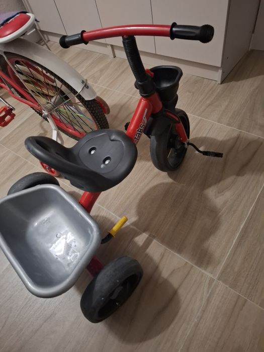 Трехколесный велосипед