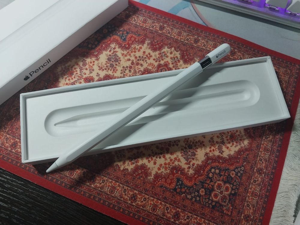 Apple Pencil USB-C Модель A3085
