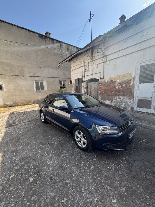 Volkswagen Jetta 2011