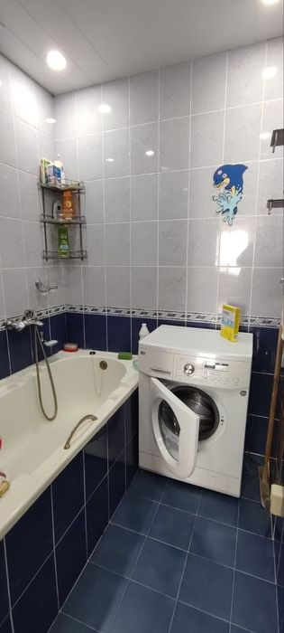 Юнусабад 15 3  комнатная 3 этаж 4 этажки