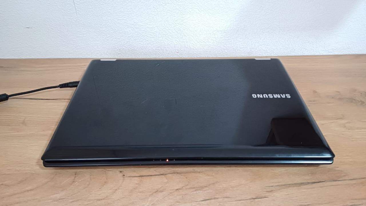 Ноутбук для работы и гейминга. | CORE i7 | Мощная GT 540M | SSD 256GB
