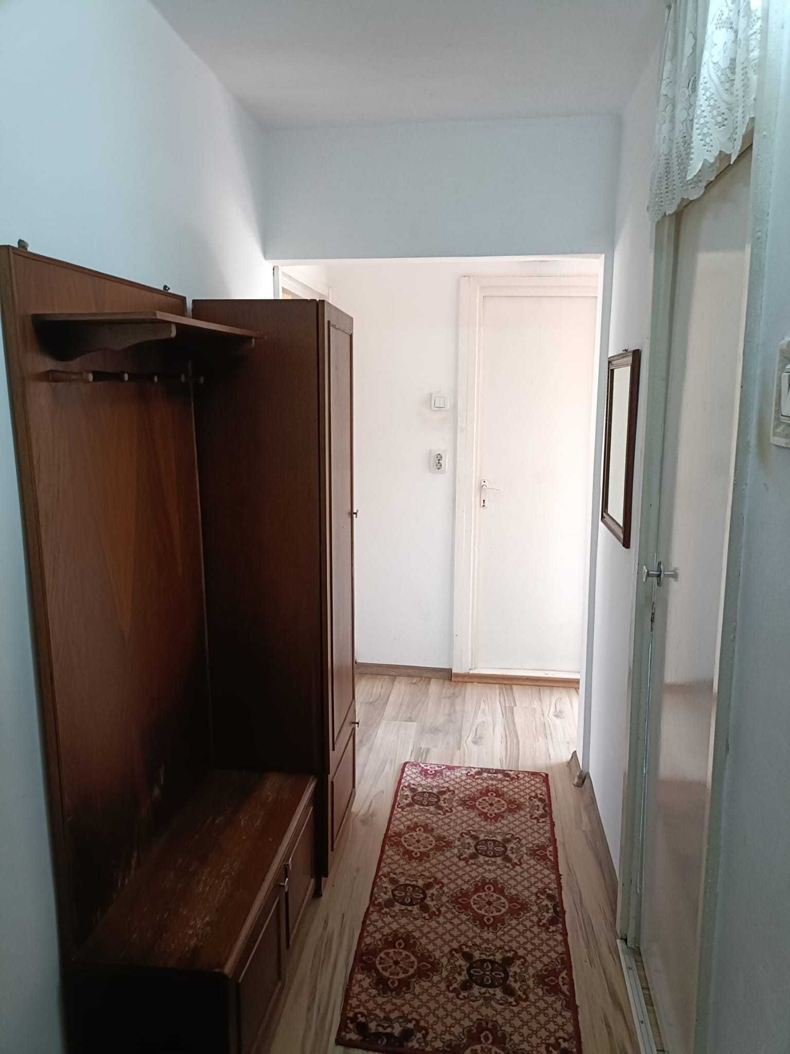 Apartament de vanzare Dej UM, doua camere decomandat