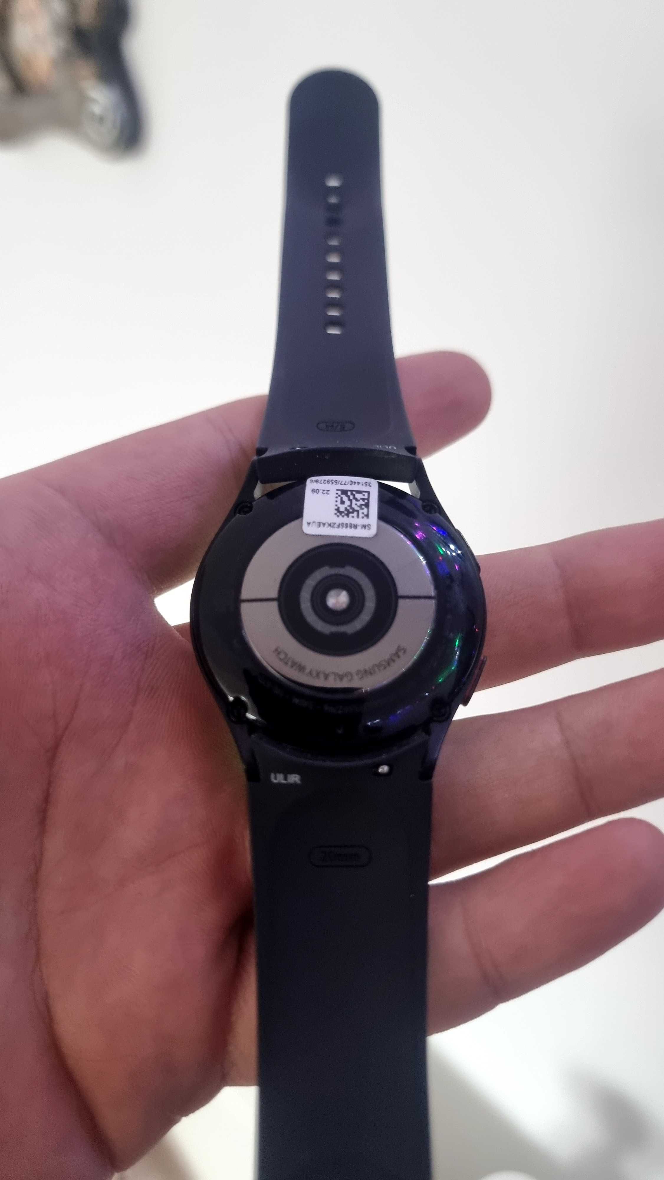 Samsung Galaxy Watch 4