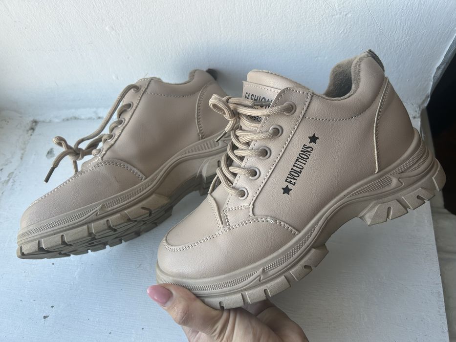 Обувь размер 38-39