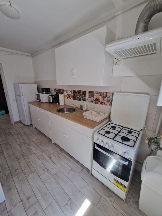 Inchriez apartament- proprietar