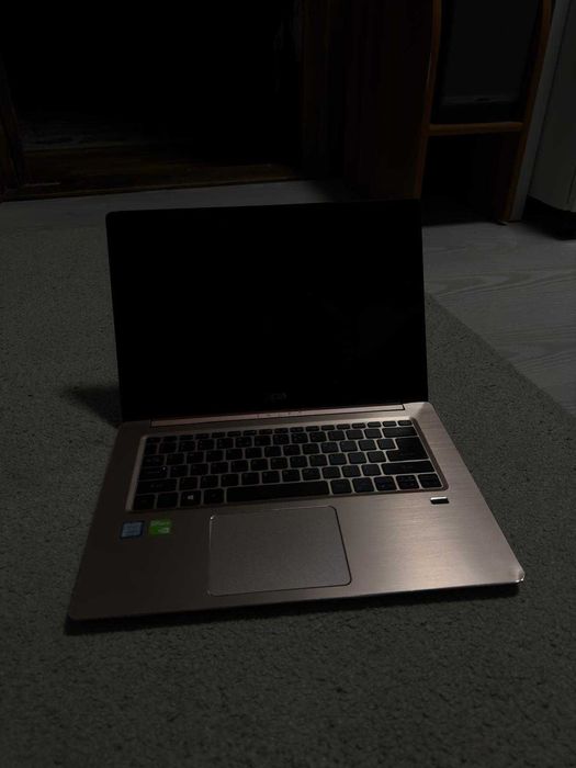 Laptop Acer Swift Windows 11 Pro