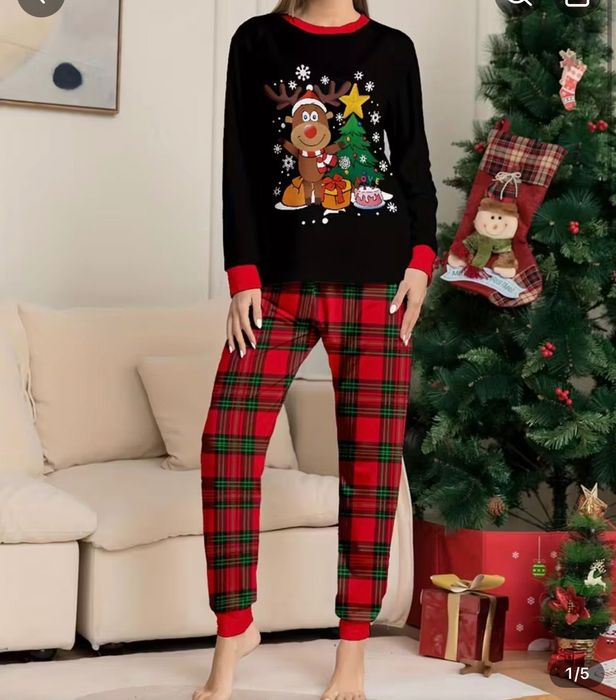 Коледни пижами за цялото семейство