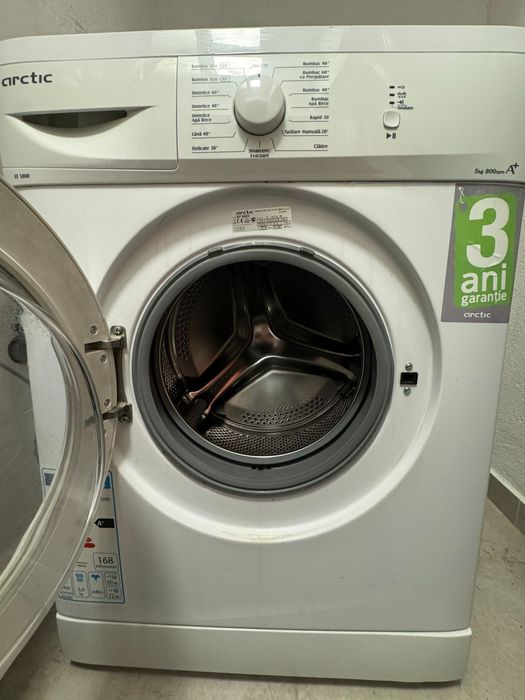 Masina de spalat rufe Arctic