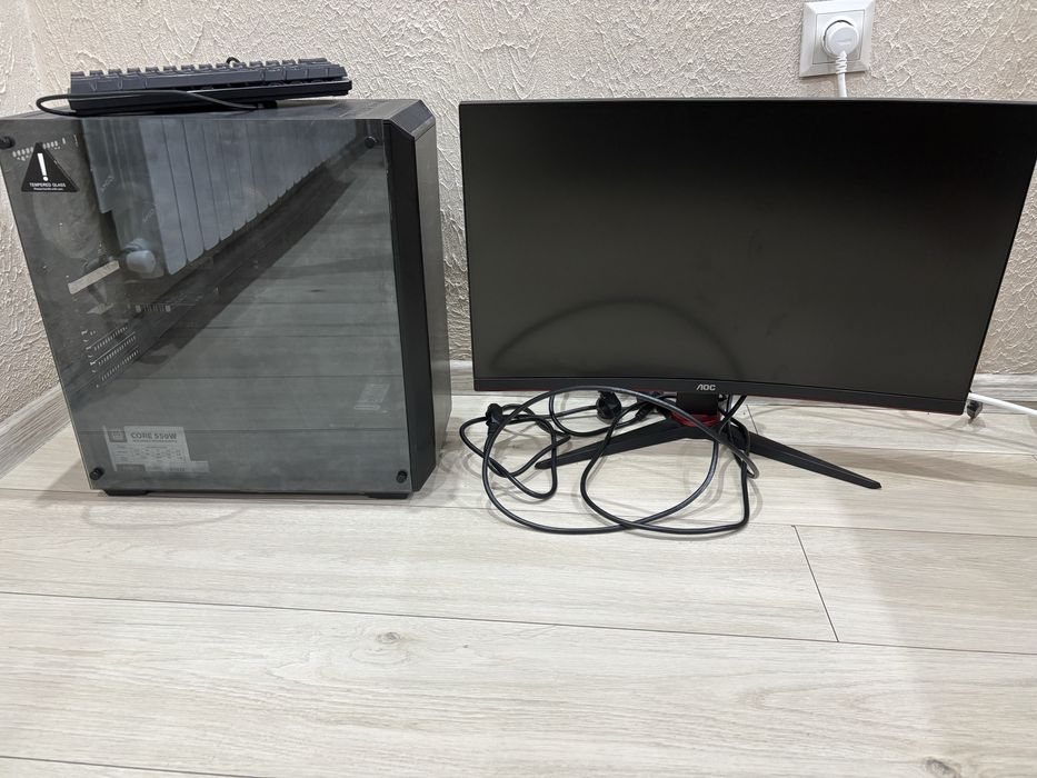 Геймърски комплект: PC + 240 Hz монитор + Huntsman Mini клавиатура