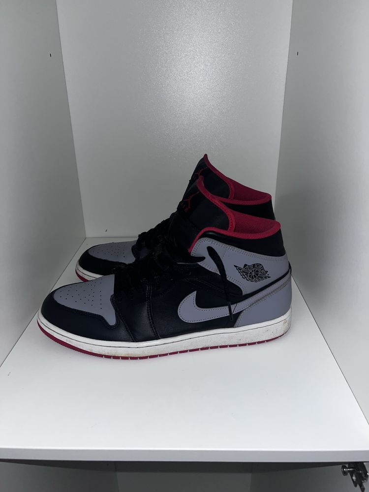 Air Jordan 1 Mid