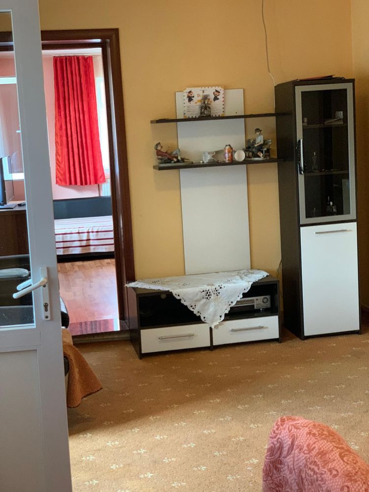 Vand sau schimb casa in Suiug cu ap.sau alt imobil-parcela in Oradea