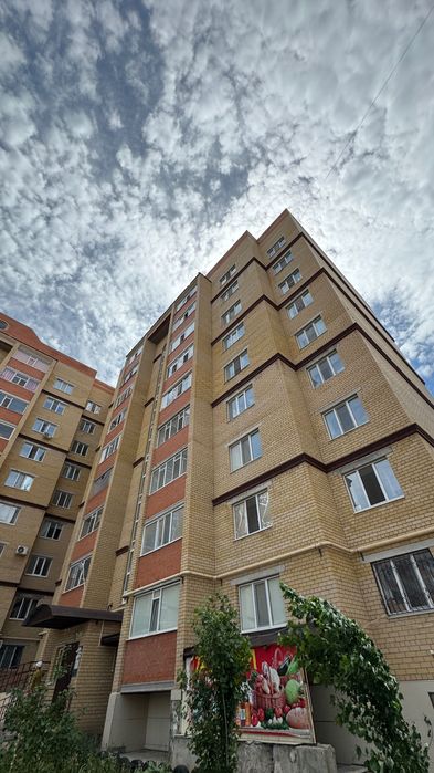 Продам 1 комн. квартиру в районе Нур Сити, 4мкр., дом 13г.