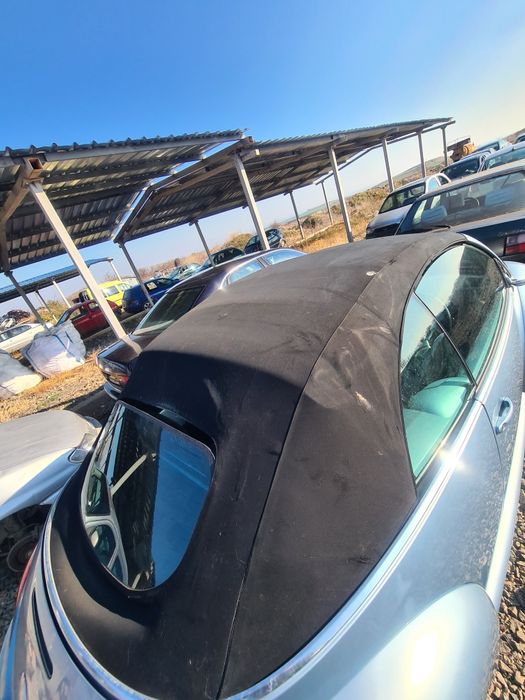 Volkswagen Beetle 1.6 бензин на части