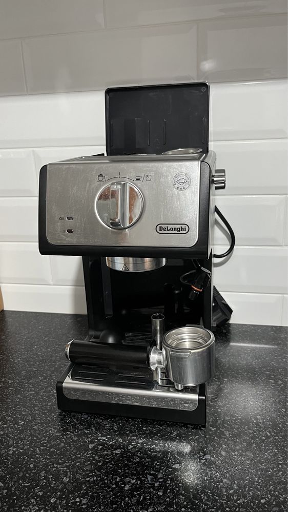 Кофеварка DeLonghi