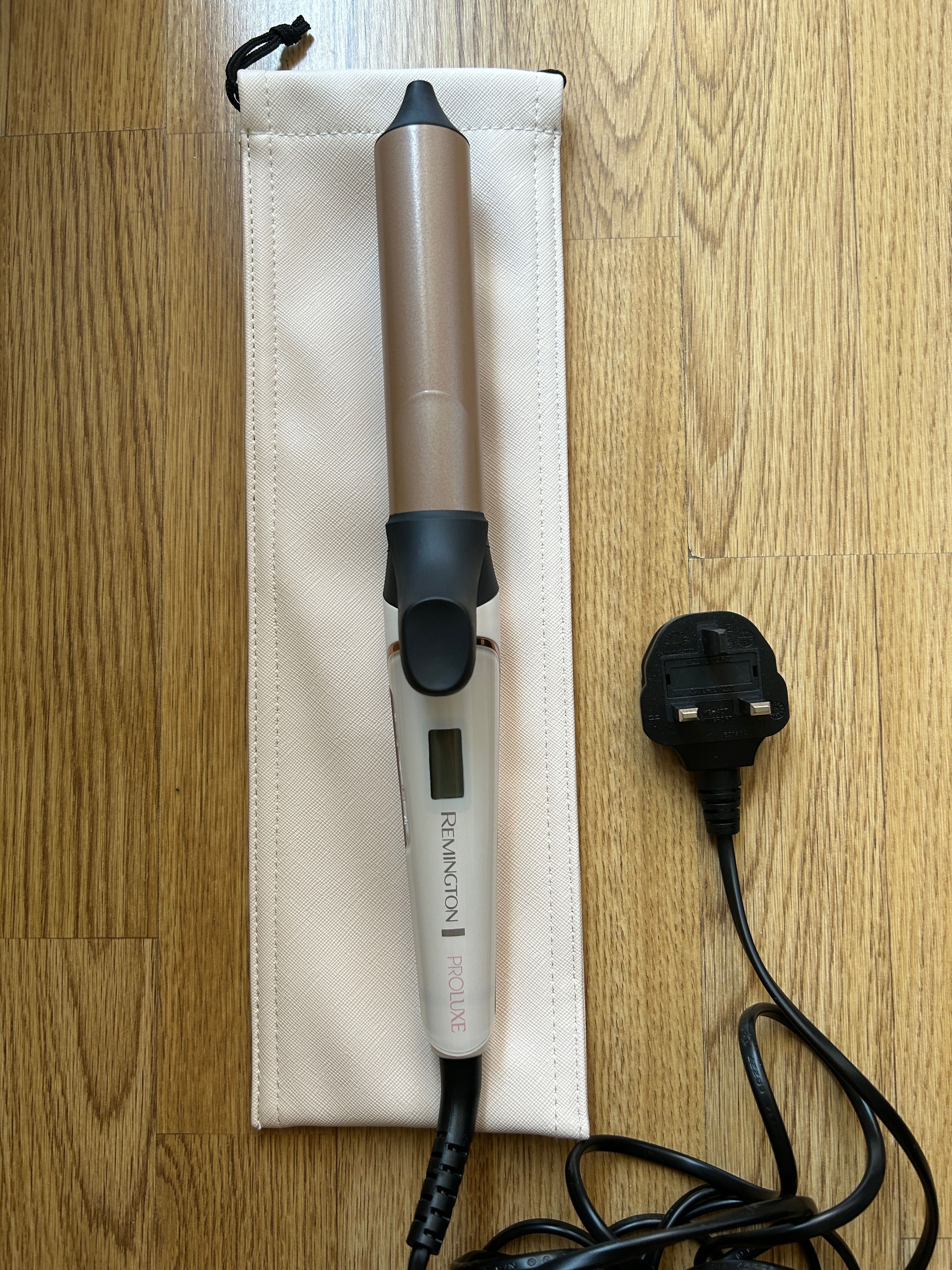 Маша за коса Remington PROluxe Curling Wand CI9132