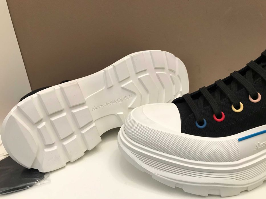 Alexander McQueen ghete 42 new model, originali, full box