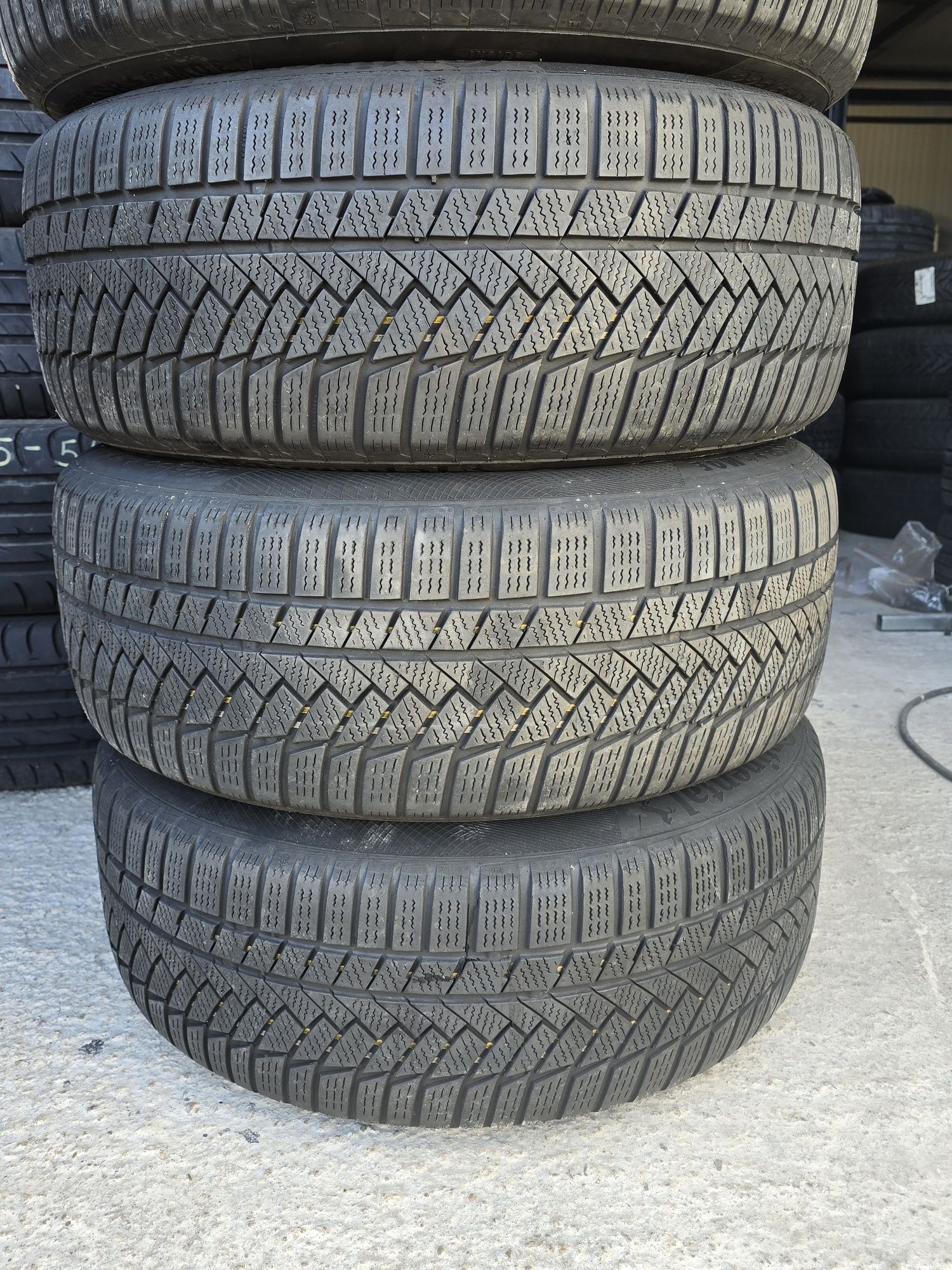 4 Броя 225/55/17 Continental 2x6mm 2x5mm RunFlat