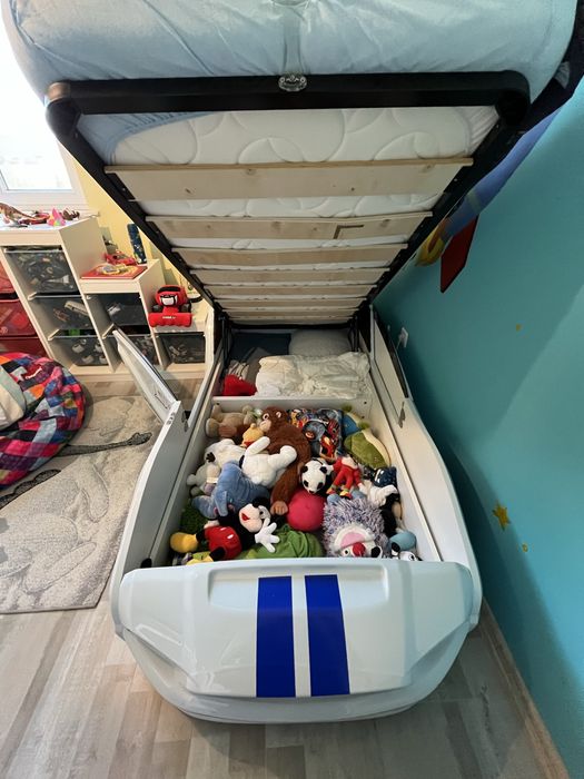 Детскo легло кола