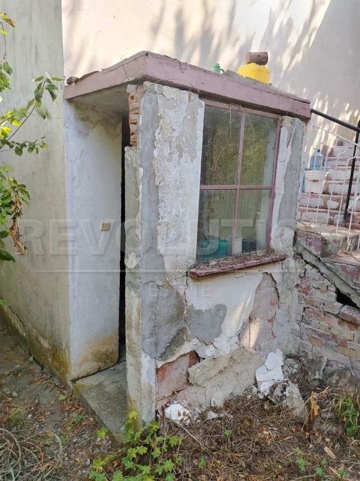 Продава се Къща в с. Борнарево, Област Перник - 100 кв.м за 400 €/кв.м - Снимка #13