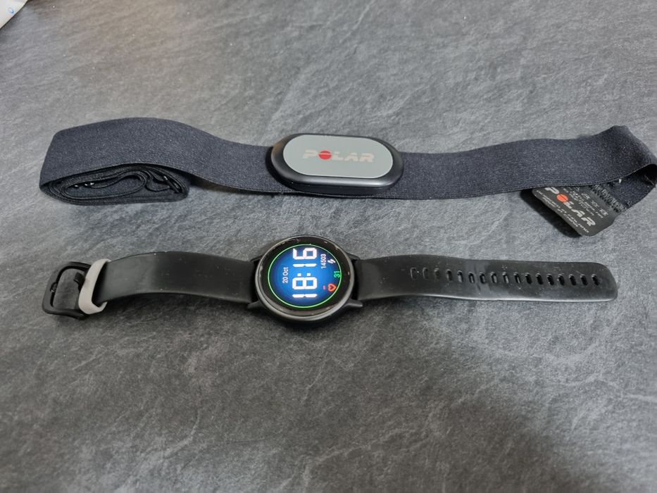 Smartwatch Garmin Vivoactive 5 la pachet cu Senzor optic HRM Polar H9
