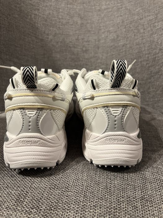 Off white be right back