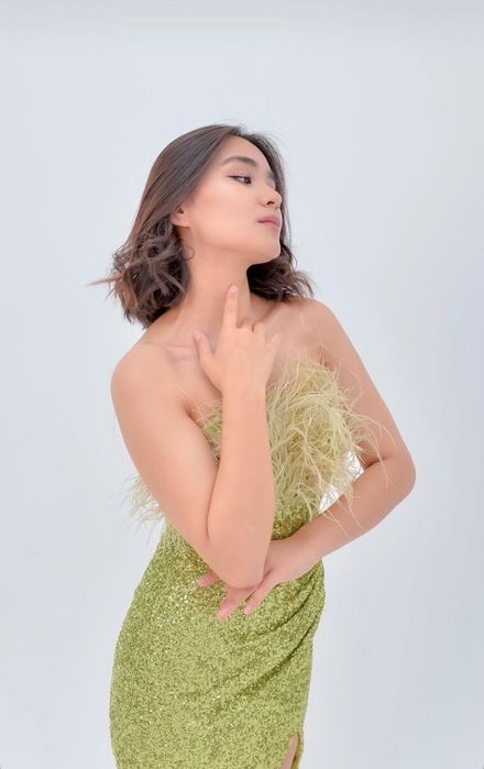 Вечерные платье Размер: S,M