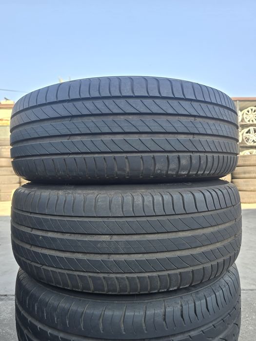 2 Броя 205/60/16 Michelin 6mm 23dot
