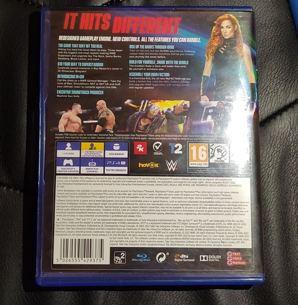 Продавам игра за PS4 WWE 2k22!