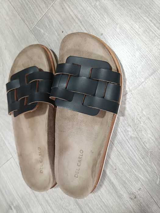 Saboți și pantofi din piele