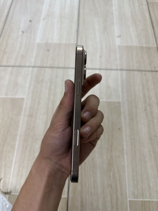 Iphone 16 pro max 256gb srocno