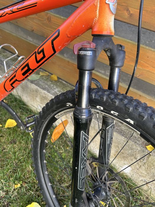 Bicicleta Felt, cadru 15.5-S - foarte usoara