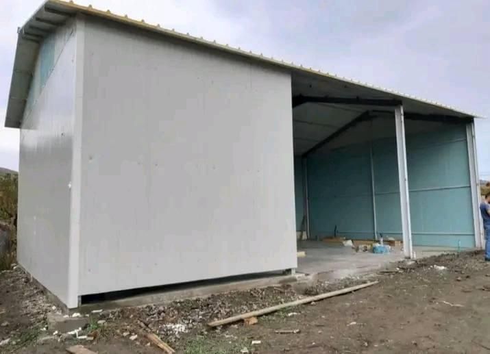 Vând hală metalică 8x18x4