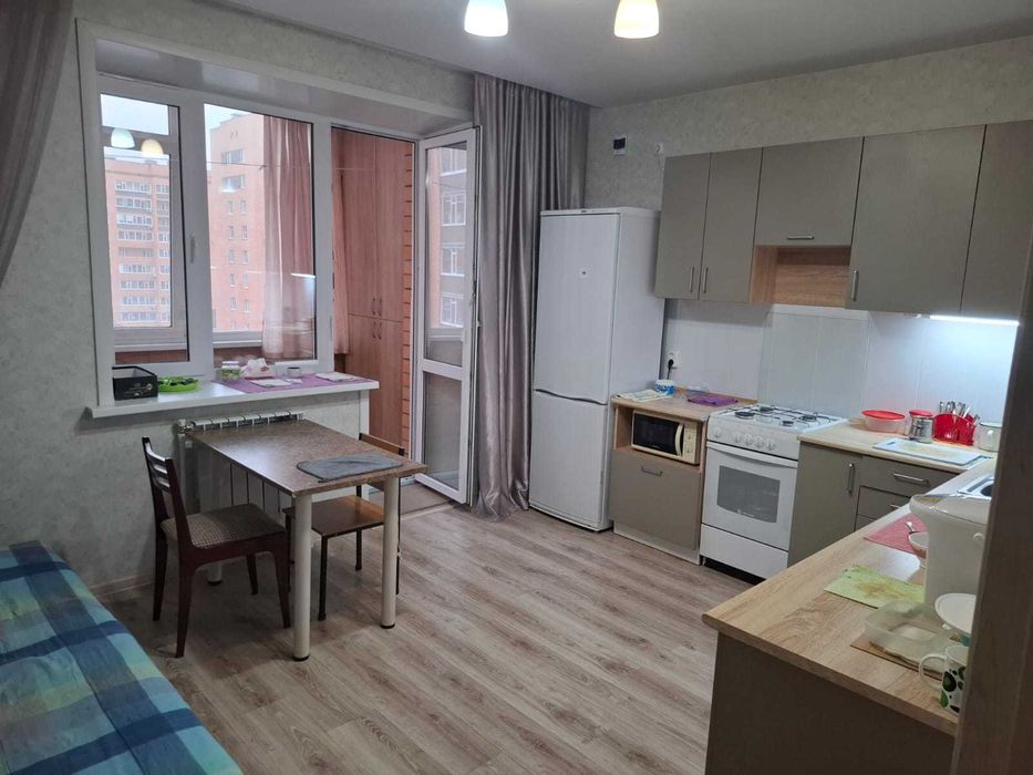 Продается 1-комн. квартира 48.5 кв.м. 5 этаж из 9. Мкр. Береке д. 53.