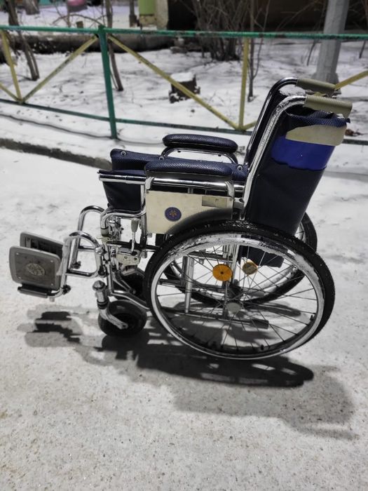 Коляска инвалидная, нормально состояние